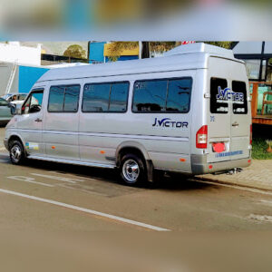 J. Victor Turismo - Van em Atibaia Fretamento e Turismo.